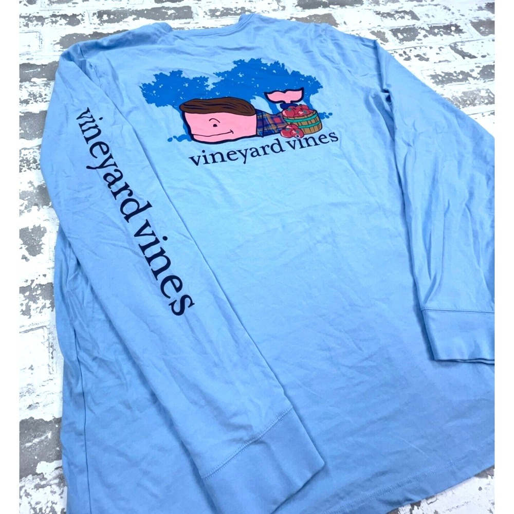 Vineyard Vines Shirt Men Medium Blue Pocket Tee Apple Picking Whale Winery Adult - Picture 4 of 12